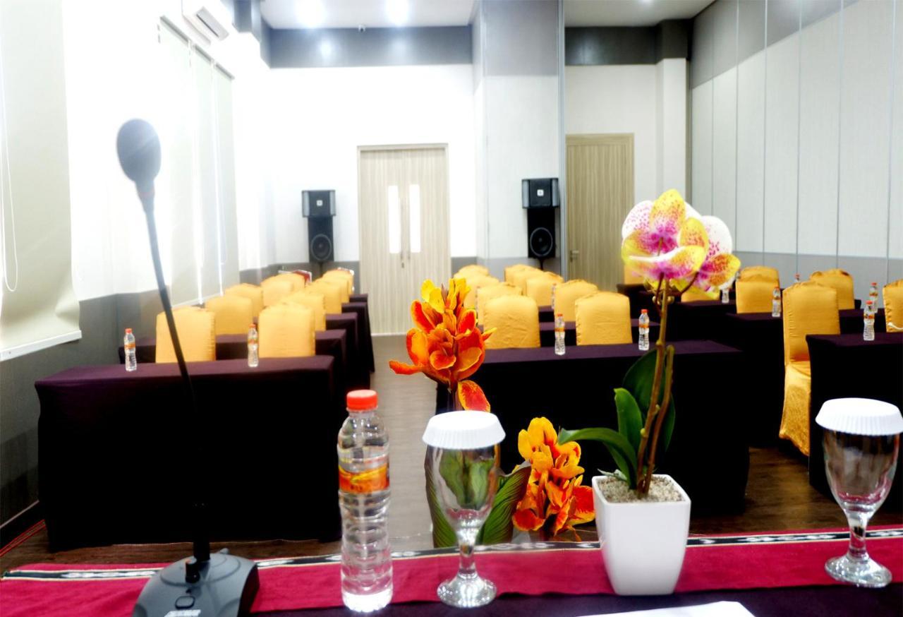 Manise Hotel Ambon Exteriér fotografie