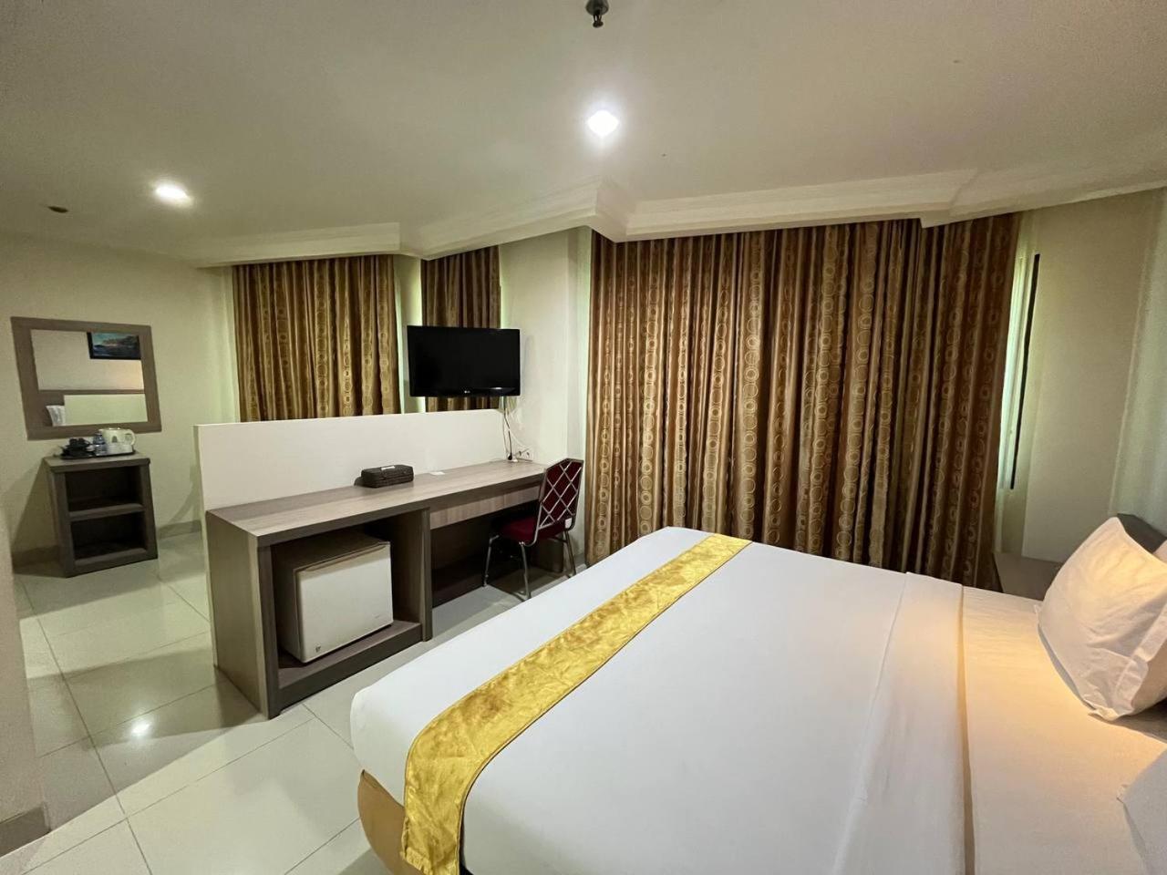 Manise Hotel Ambon Exteriér fotografie